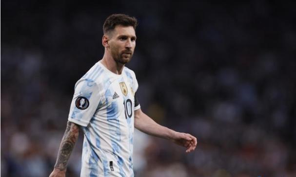 全运会吉祥物“大湾鸡”全网刷屏：以中华白海豚为原型